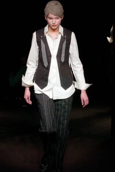 Look 1